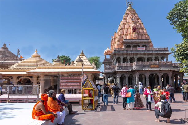 Indore to Ujjain Taxi – Mahakal Darshan Cab